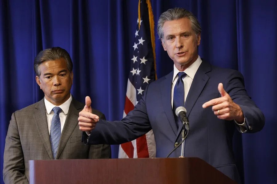 California demanda al Gobierno de EE.UU. por reactivación de oleoductos sin regulación estatal